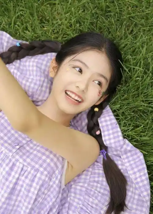 赵蕴_气质_小姑娘