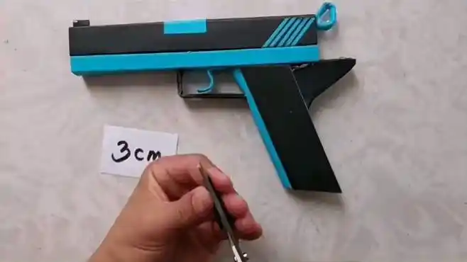 教你用a4纸折一把纸枪下-vlog视频-搜狐视频