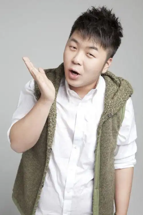 而从杜海涛的经历也能看出,湖南卫视主持人的收入之所以碾压央视,是