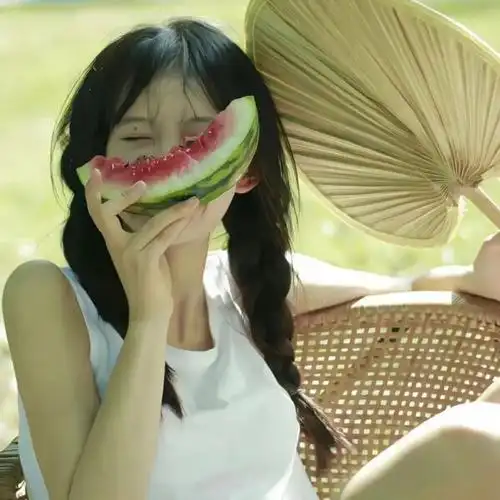 关于夏天的女生头像 清凉唯美的夏天女孩头像合集