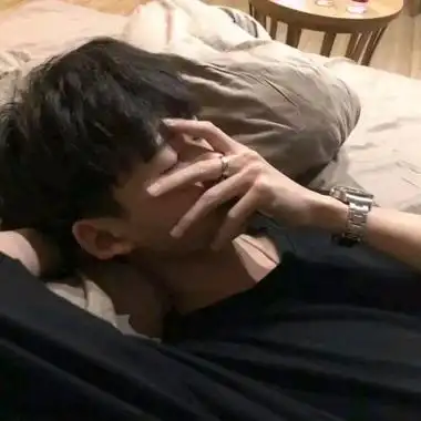 伤感颓废男头真人版图片合集适合堕落忧郁时候的男生头像