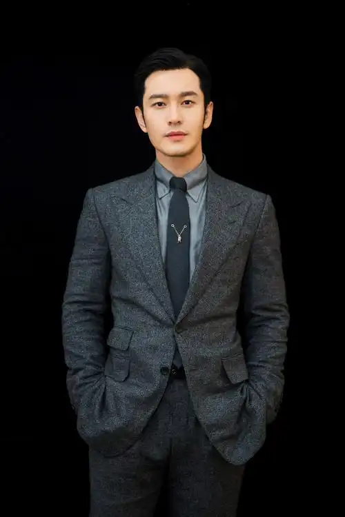 黄晓明大学同班同学,黄晓明哪个大学