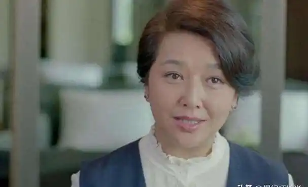 孙红雷和江珊的例子,让我们不禁思考,为什么一些艺人选择移民国外?