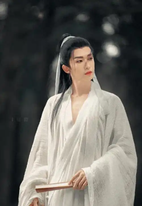 刘宇不愧是"国风美少年",穿上汉服仙气飘飘,太帅了|发型|古风|刘宇