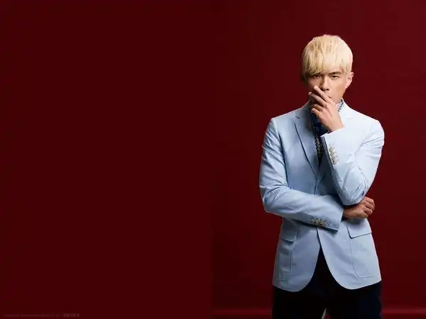 周杰伦壁纸(多尺寸)图片-1600x1200.107k.高清大图-明星写真馆n63.com