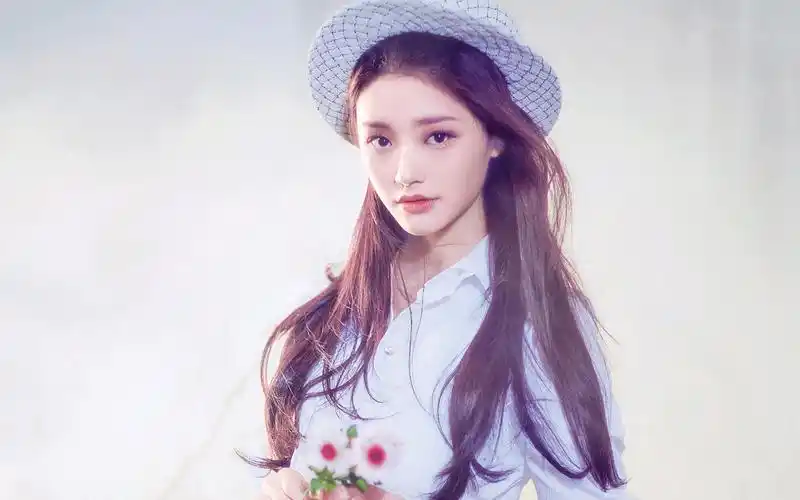 电脑壁纸 明星 大陆明星 清纯美女林允气质唯美写真