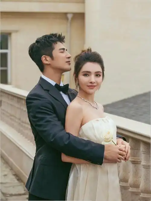 姜潮婚纱照麦迪娜姜潮婚纱照曝光