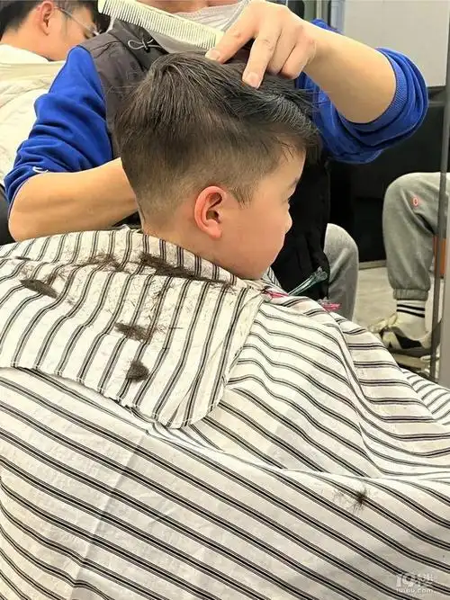 刘海|囡囡|理发店_网易订阅