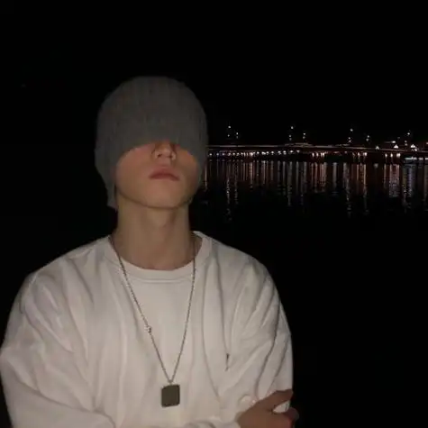 男头像ins高级质感简单干净 男生头像图片大全 -【爱个性】