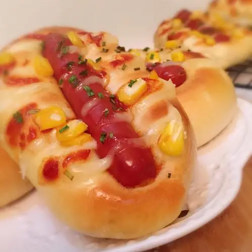 默默-丝语做的香肠面包-超多人的最爱,做面包的第一选择哦(超详细的揉