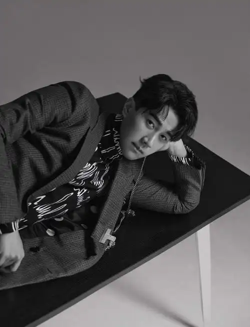 刘恺威文艺时髦沉稳帅气写真图片