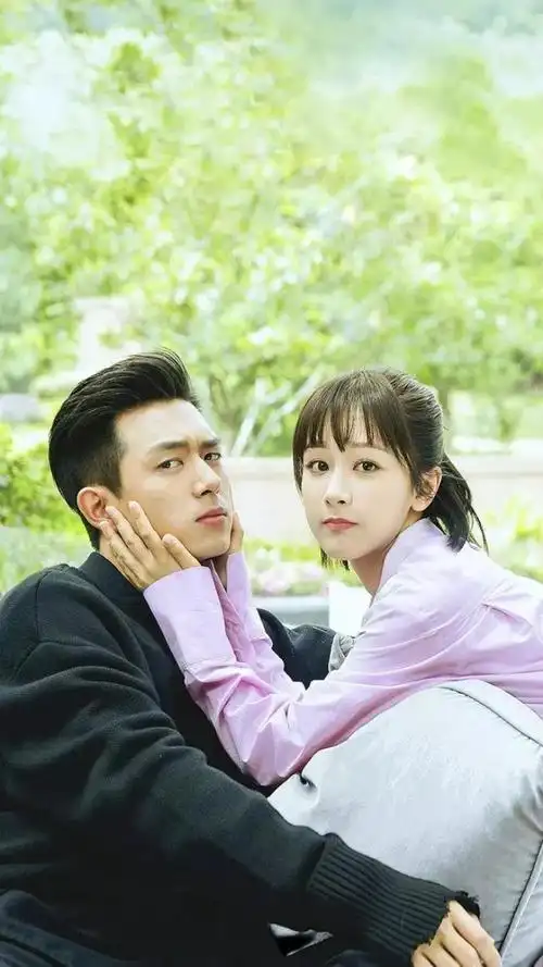 杨紫贺鹏为什么分手杨紫和贺鹏秦俊杰肖战张艺兴之间