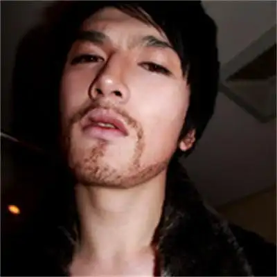 性感小胡子男生头像成熟男人高清大图