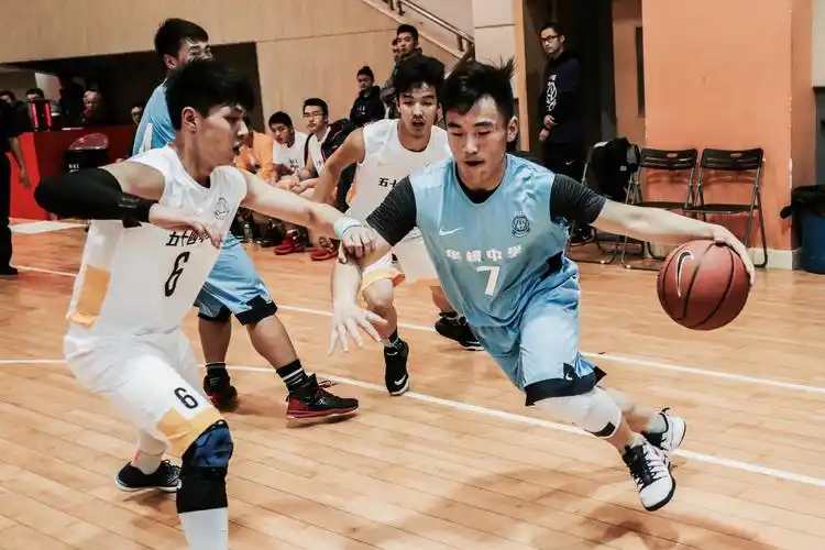 耐高人物 vol.03 | 黄帅戈:对其他是喜欢,对篮球是爱