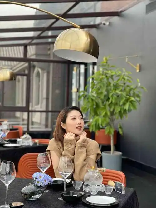 拾樾餐厅-"莫图鲁尼系列的第四家新店.虽然知道口味一.