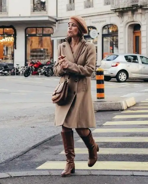 欧美街头路人穿搭街拍