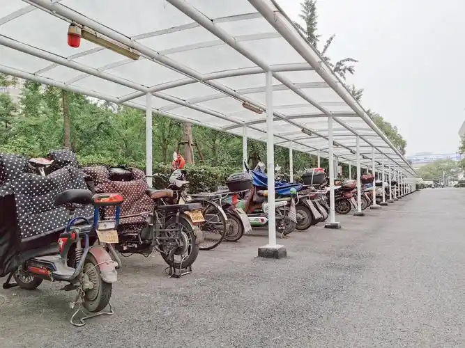 电动自行车充电停车棚