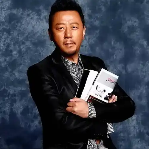 李燃:嫁大17岁演员郭涛,现育一儿一女,风光背后是辛酸