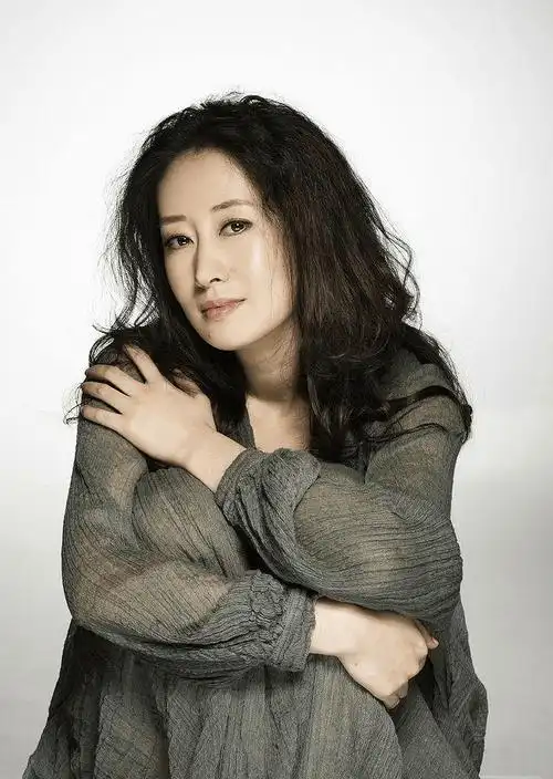 事实证明:宁愿净身出户也要离婚的刘敏涛,已经狠狠"打脸"前夫