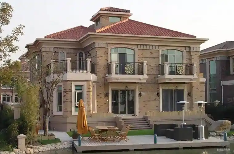 世纪公园 超大豪华别墅 自住精装修 诚意出售