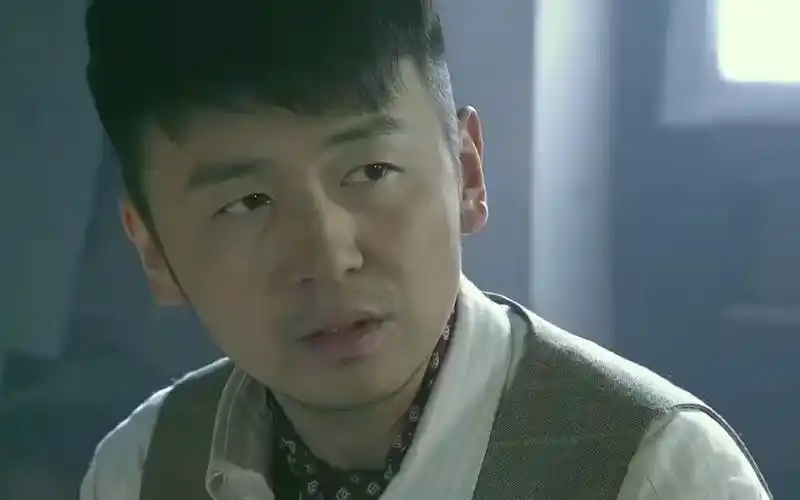 飞哥大英雄梁飞给武功队长介绍小姑娘给她取了个外号叫丁淘淘太逗了