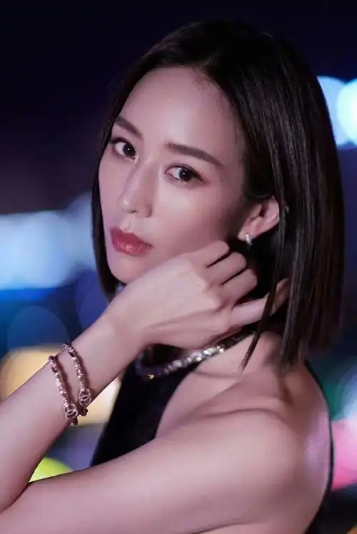 张钧甯锁骨窝好明显##张钧甯身材管理