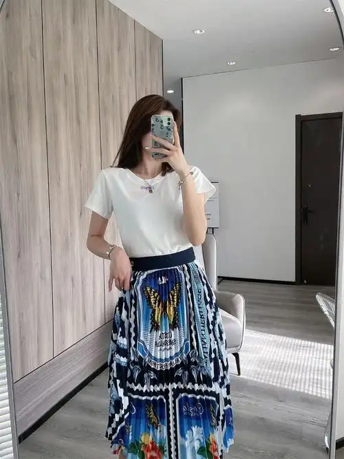 fila斐乐女子半身裙2021夏季款时尚满印休闲半身裙