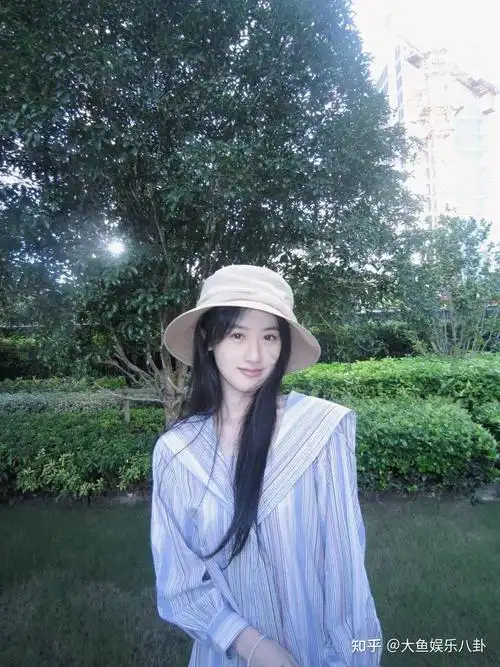 袁冰妍海外出道的瓜