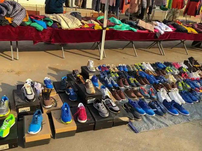 北京摆摊卖什么鞋好一点 北京摆摊卖什么鞋好一点的