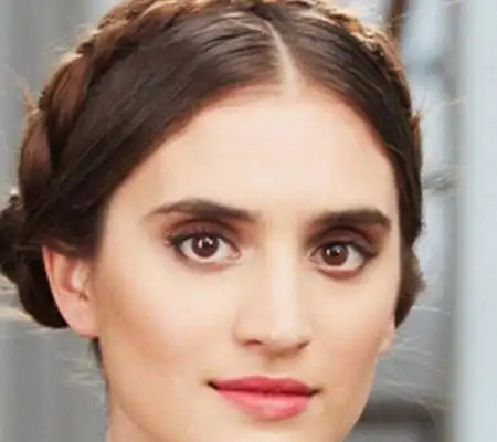 看欧式复古宫廷公主盘发图解推荐2款高贵庄重的造型