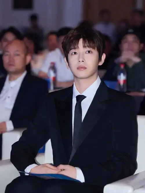 彭昱畅2024年中国金鸡百花电影节志愿者推广大使