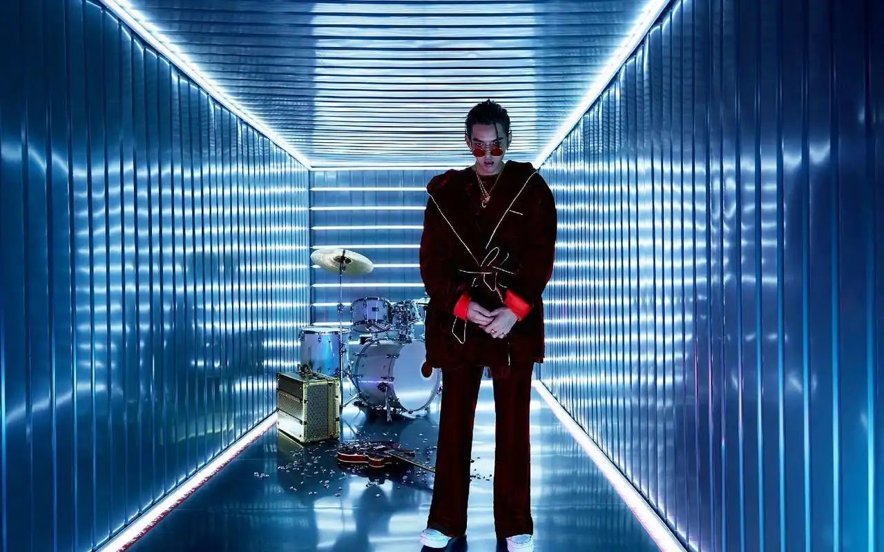 吴亦凡嘻哈风个性写真帅气图片桌面壁纸高清大图预览1920×1200_大陆