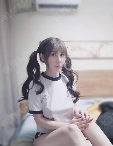 假体隆胸术后44天_隆胸术后44天_胸部整形术后44天_奶胸奶胸的可儿