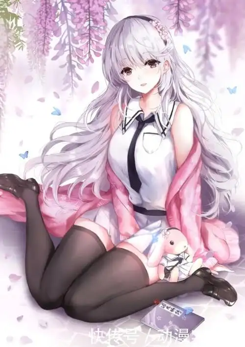 动漫中的黑丝美腿 看一眼就停不下来