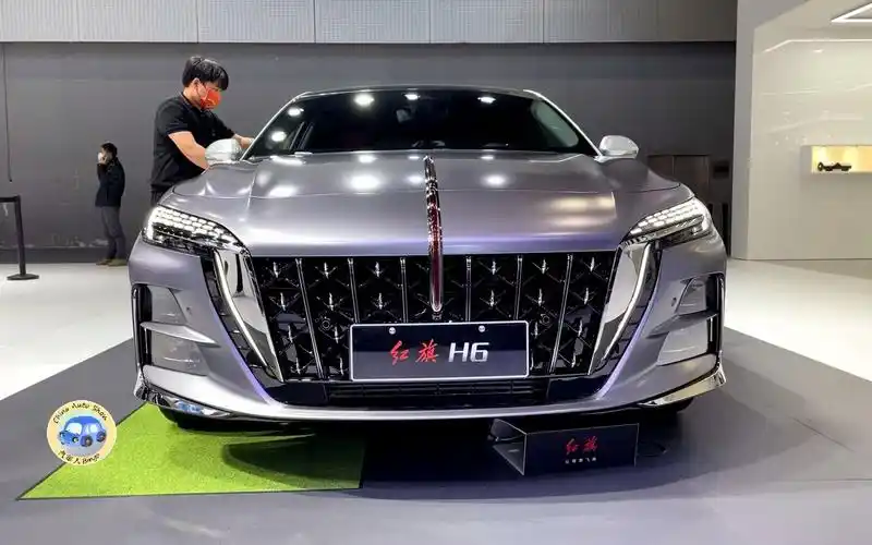 2023款红旗h6抢先实拍,外观内饰静态体验后,给个不买的理由