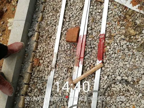 3,一区3 300卫生间庭院灯及配电箱扁铁焊接