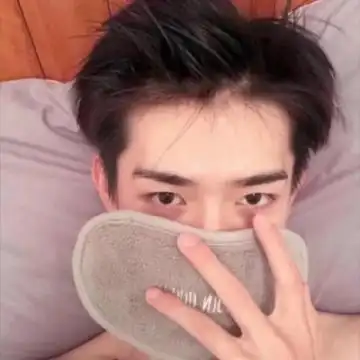 qq头像男生古风真人2019精选总有个伤你的人你却一直原谅