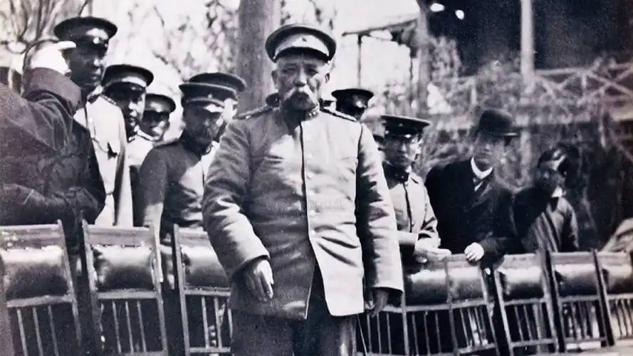 慈禧_袁世凯_皇帝