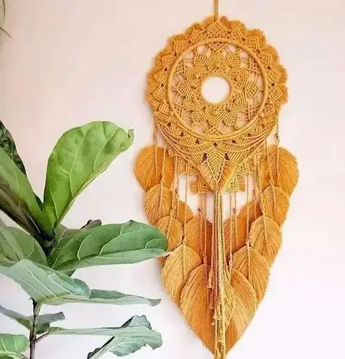 粗线,棉绳都可编出精美的挂饰,不信,你试试