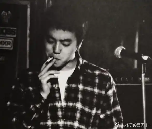 昔日离婚细节流出:窦唯主动透露第三者,王菲爆哭后仍选择结婚