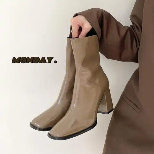 61oniiii肯豆超模 油蜡漆皮靴子女春秋单靴方头粗跟高跟瘦瘦裸靴