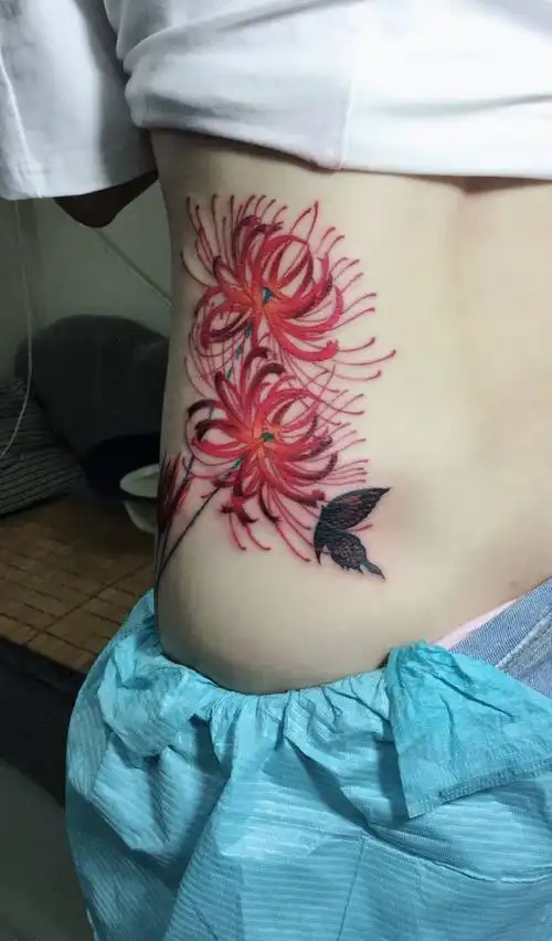 彼岸花纹身图片
