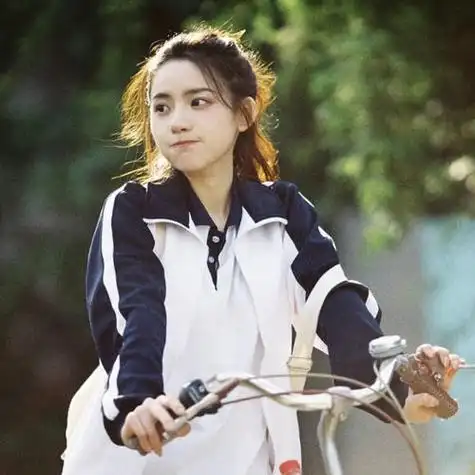 青春校园风女生头像图片