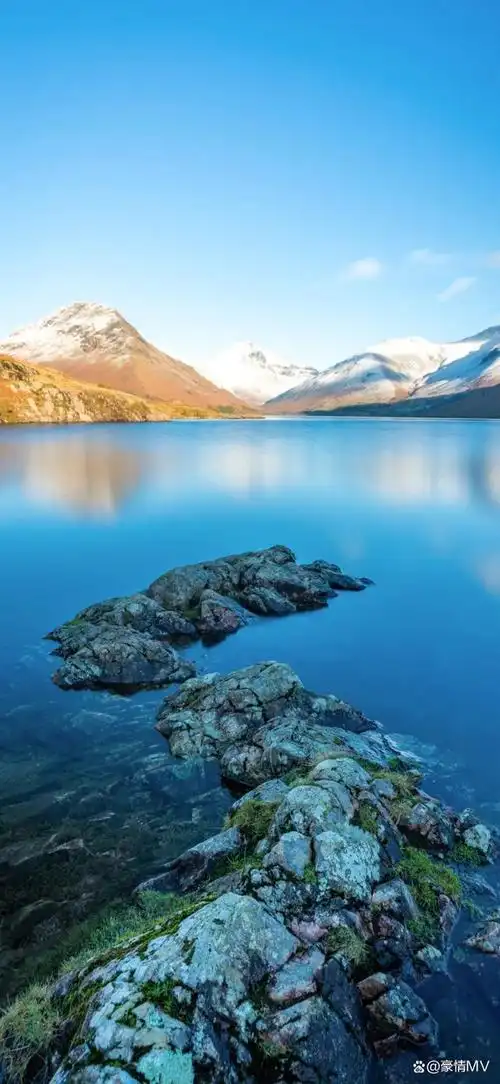 碧海蓝天竖屏壁纸超清_海边超唯美手机壁纸图片