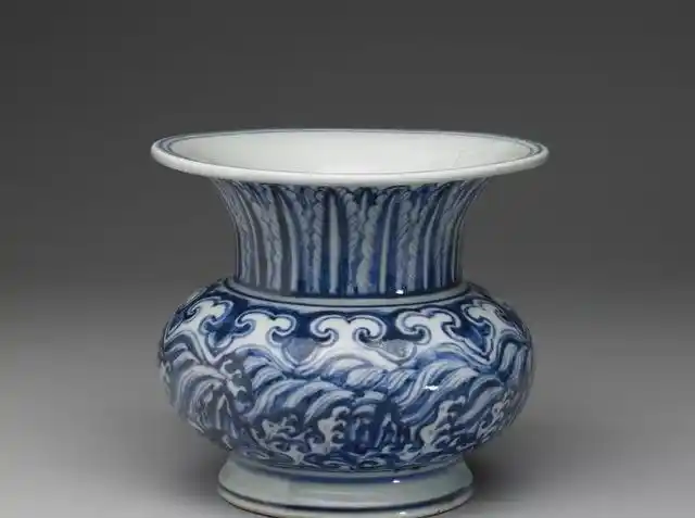 列举明代官窑瓷器赏析