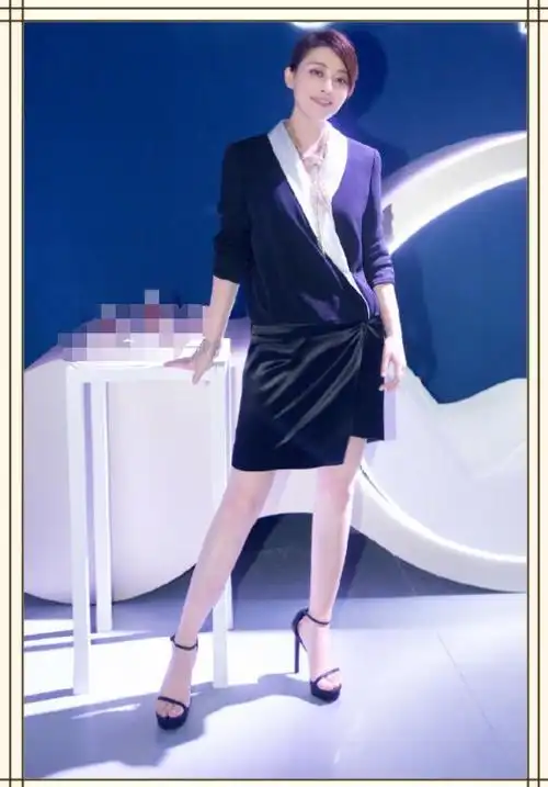 梅婷穿透视薄纱装灿笑,美得不可一世!43岁了脸庞还透着少女感!