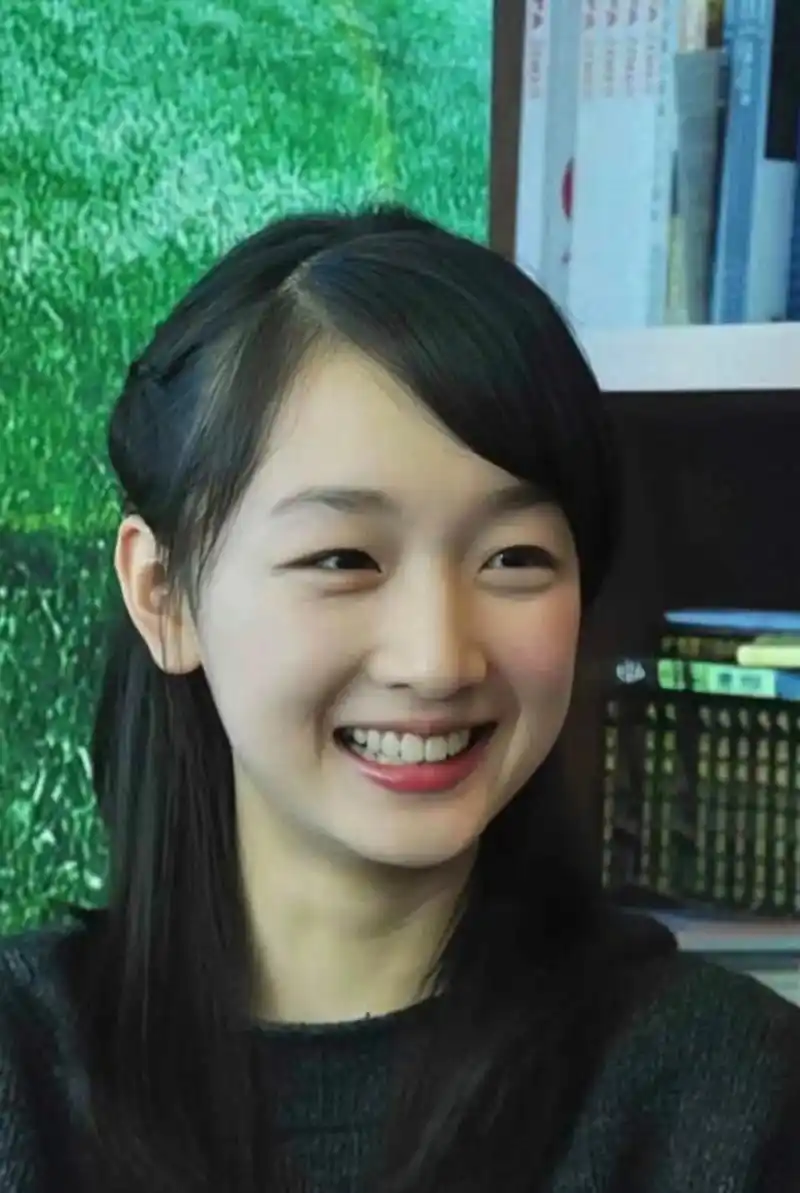 早期的周冬雨真好看,清纯俏丽,甜美灵动!