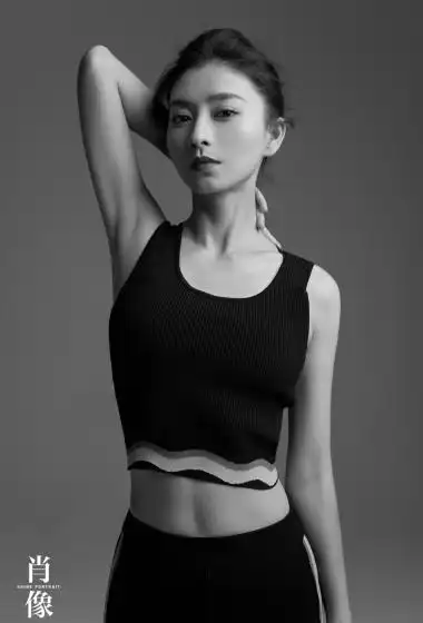 斓曦时尚优雅写真图片28