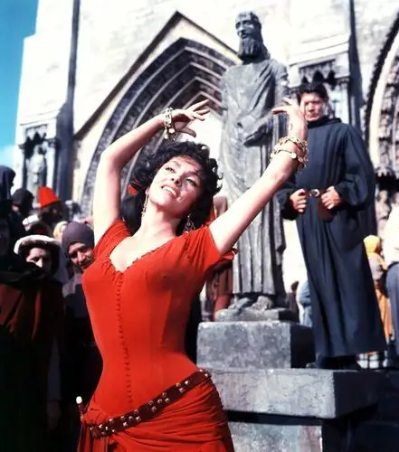 在法国看音乐剧《巴黎圣母院》