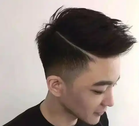 发质比较硬的男生,适合什么发型?_造型_时尚_头发